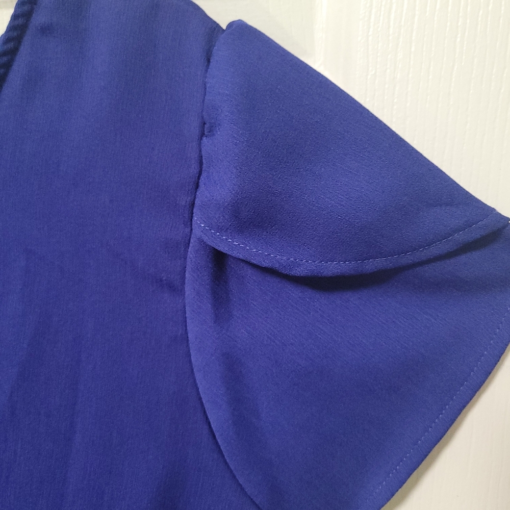 Torrid Blue Split Flutter sleeve Blouse With Pleated Neckline - Picture 3 of 10
